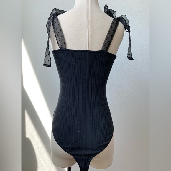 Swiss Dot Shoulder Tie Bodysuit - Picture 9 of 14